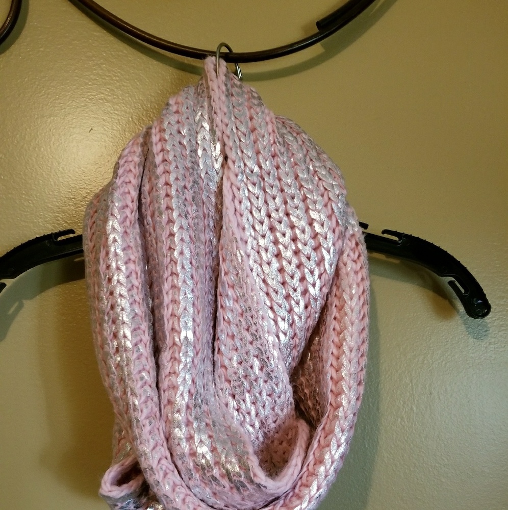👍👍2 for $15👍👍⛄🍂❄Lowest price yet❄☃️🍂🍁Scarf